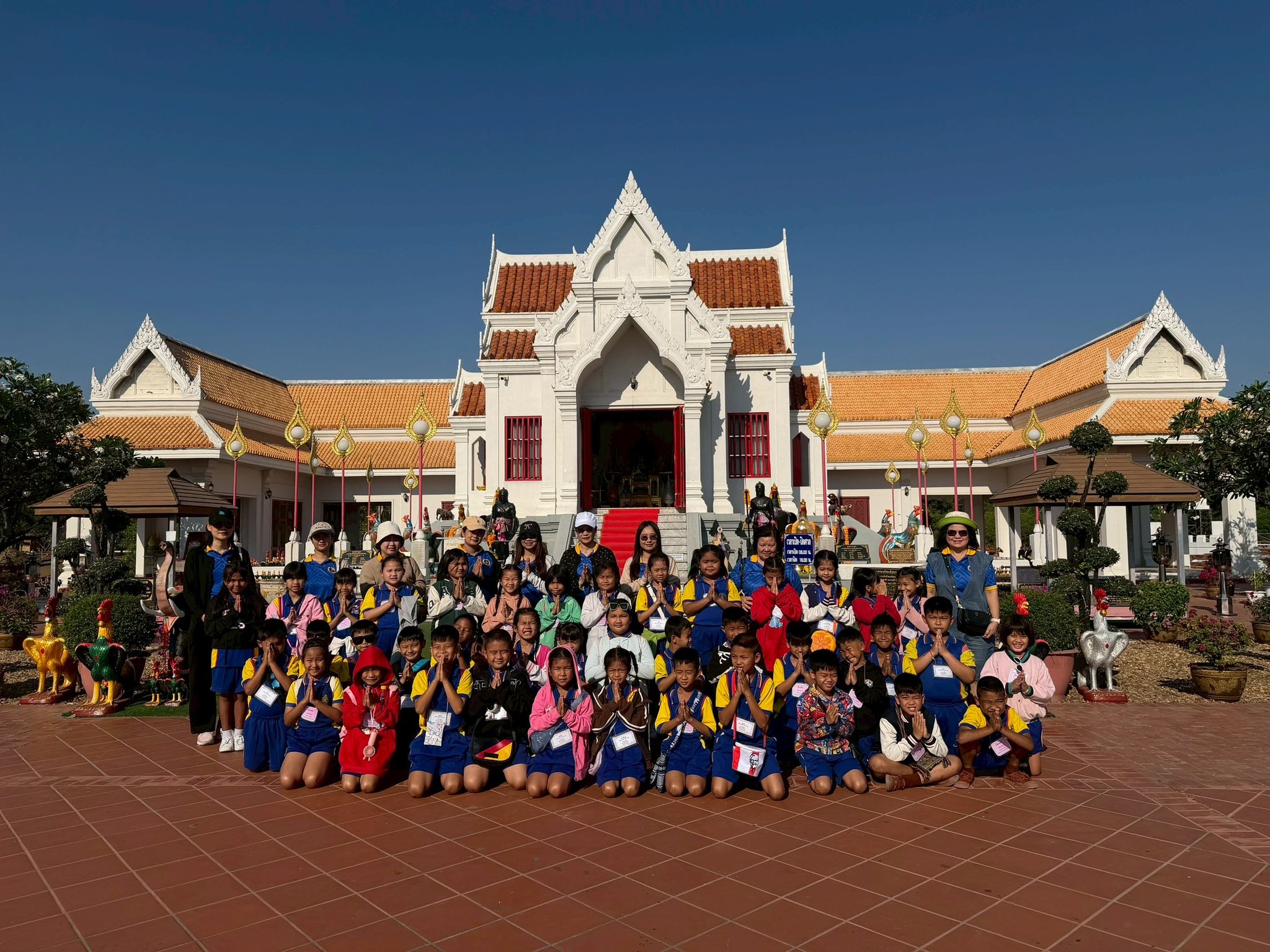 นักเรียนชั้นประถมศึกษาปีที่ 2 ศึกษาแหล่งเรียนรู้นอกโรงเรียน